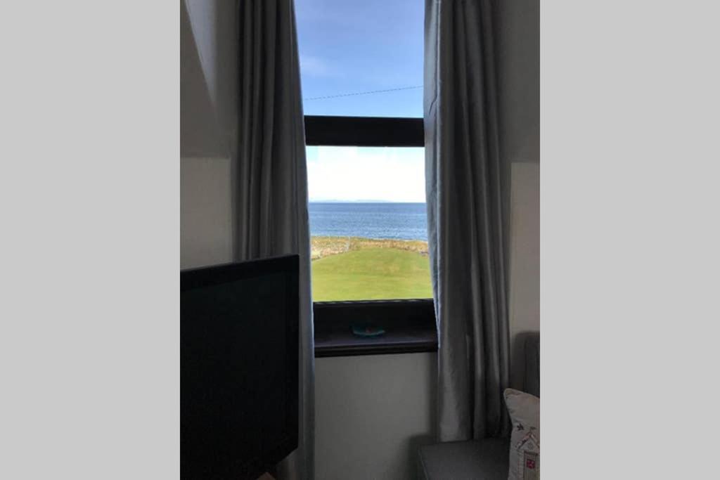 Apartamento Skerry View - Overlooking The Moray Firth - Close To Beaches, Harbour, Shops And Restaurants Lossiemouth Exterior foto